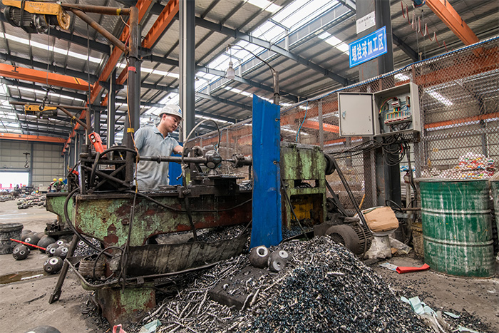 網(wǎng)架配件車間